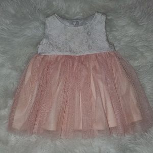 Baby girl drees